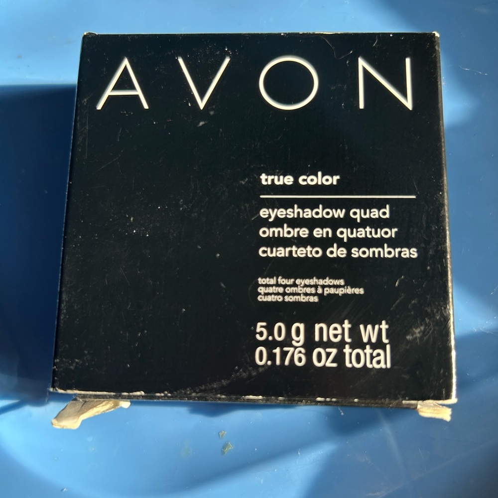 Avon True Color Eyeshadow Quad. Stone Taupes